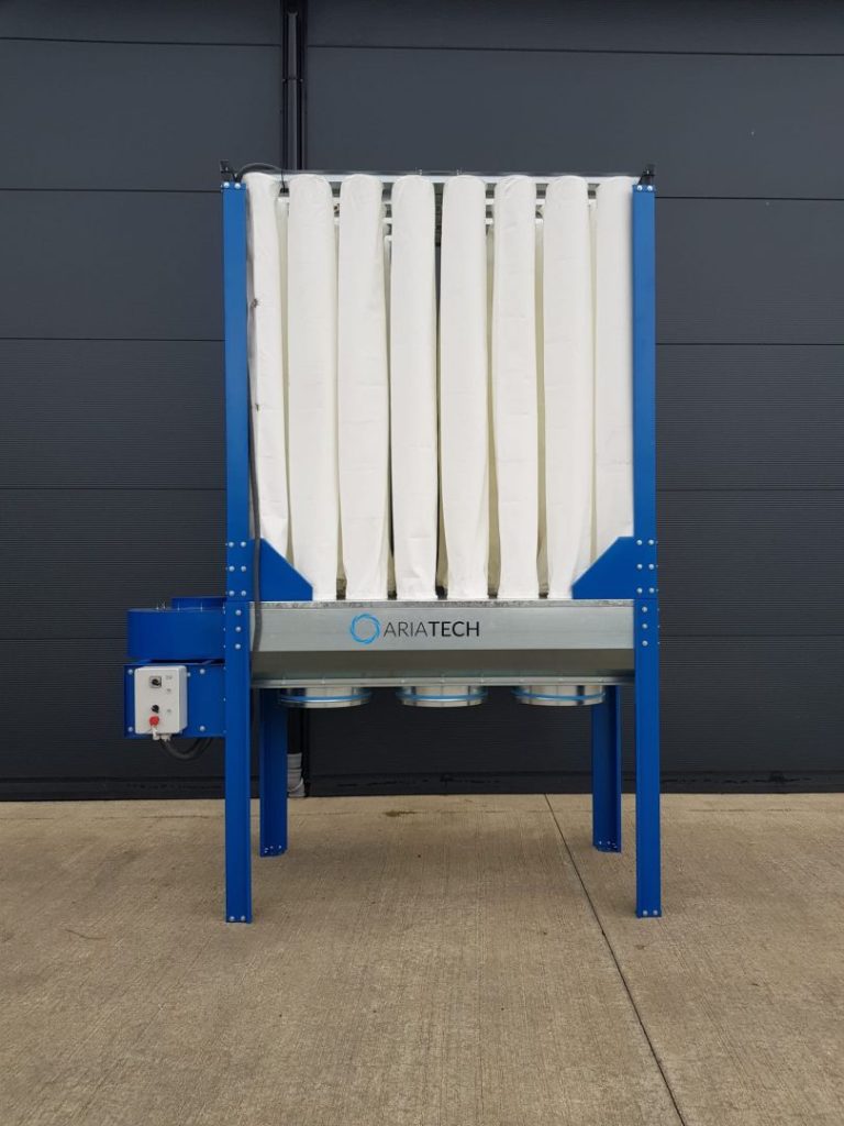 Odciąg do trocin 3 workowy Ariatech