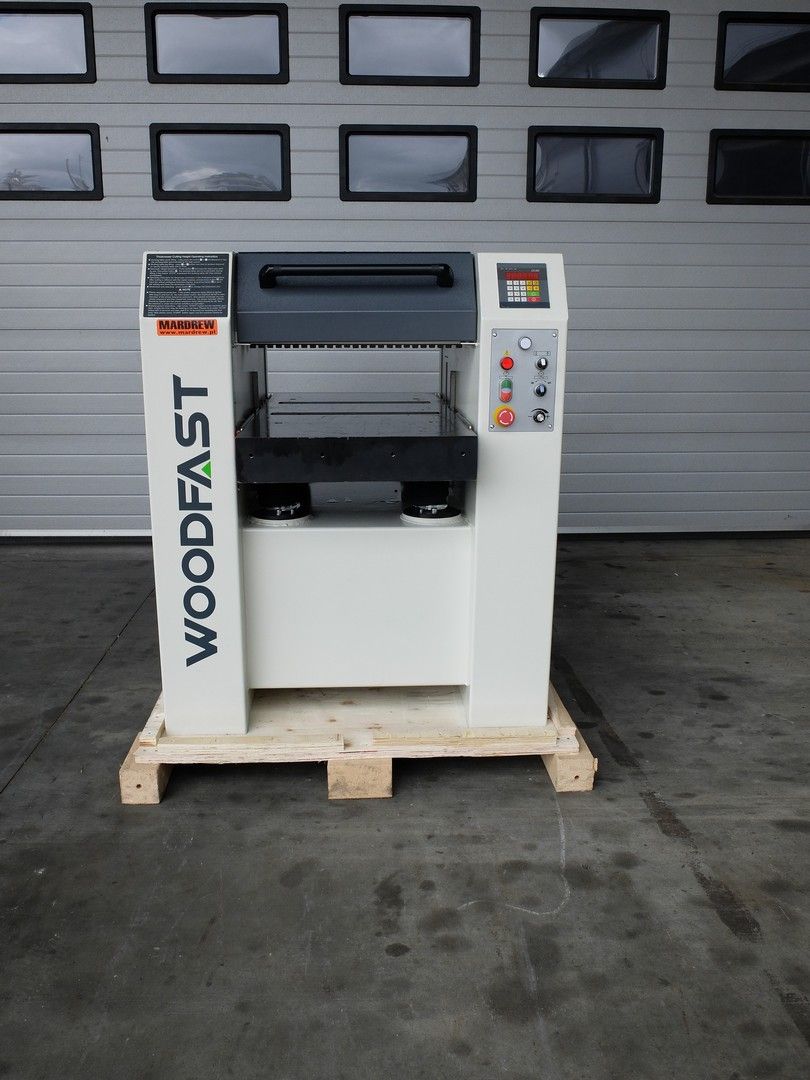 Grubościówka, Strugarka WOODFAST TH 530