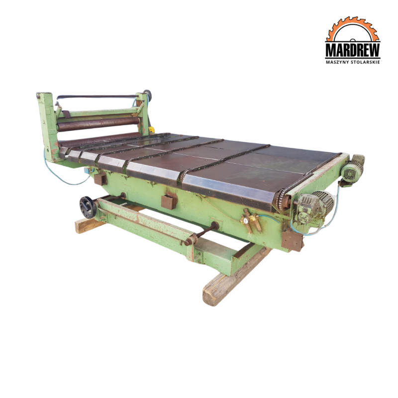 Podajnik poprzeczny do wielopiły