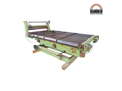 Podajnik poprzeczny do wielopiły