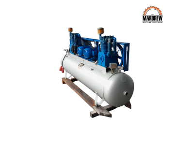 Kompresor tłokowy FASSI 500 L 2 sprężarki 10/25