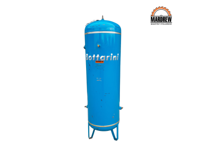 Zbiornik BOTTARI 500 l pionowy 1/25